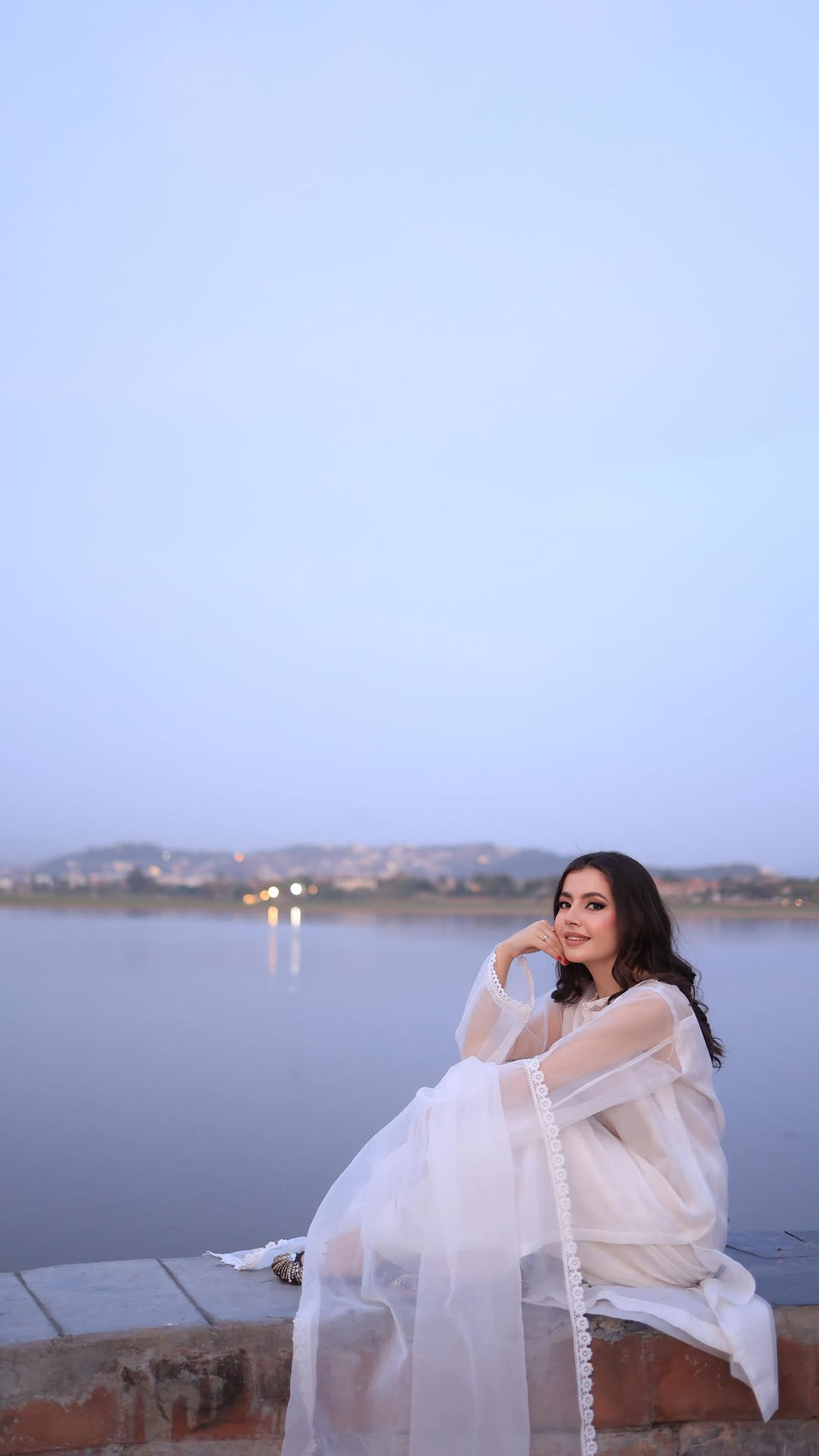 white dress 04